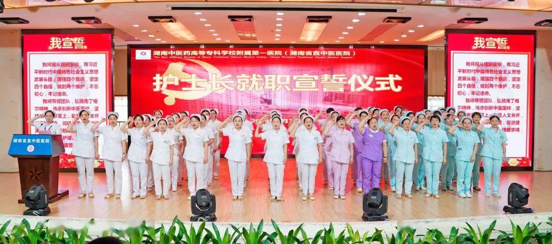 公主和驸马发生口角，驸马：我父亲不稀罕当皇帝，皇帝：他说得对