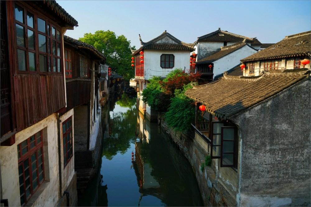 66张图片看世界:清乾隆时期的金色天球仪,瑞典贵妇的小便器具